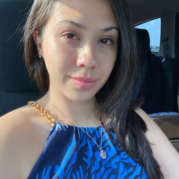 Meet your Posher, Jeaneé Elms - Picture 4 of 13